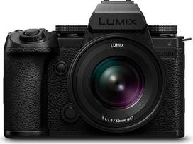 "Panasonic" LUMIX DC-S5M2XCE beveidrodis viso kadro fotoaparatas su S 50 mm F1,8 objektyvu, 4K 60p ir 6K 30p neribotas įrašymas, atverčiamas ekranas, "WiFi", hibridinis fazinis AF, "Active is", DMW-BLK22 akumuliatorius, juodas