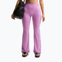Moteriškos treniruočių kelnės Nike Zenvy High-Waisted Flared light magenta/white