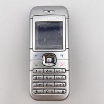 Atnaujintas  Nokia  Atrakintas Originalus Nokia 6030  GSM Paprastasis Mobilusis Telefonas Su Viena SIM Kortele No charger sidabras