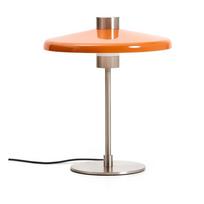 Oranžinės spalvos stalinis šviestuvas (aukštis 32,5 cm) su metaliniu gaubtu Nuvira – Kave Home