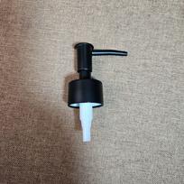 Marmurinis stiklinis buteliukas muilui, losjonui ir šampūnui One pump head, 320ml juoda