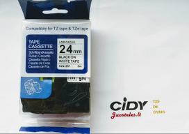 Su Brother suderinama juostelė CiDY TZe 251 24 mm juodas tekstas/balta juostelė