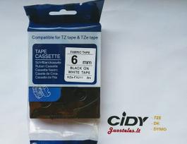 Su Brother suderinama elastinė juostelė CiDY TZe FX211 6 mm juodas tekstas/balta juostelė