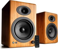 "Audioengine A5+N" maitinamos knygų lentynos garsiakalbiai