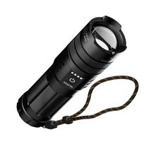 Xtorm Flashlight Power Bank 10.500mAh Kombination aus Taschenlampe und Powerbank, Leuchtet bis zu 605 Meter weit mit 1000 Lumen