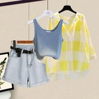 Women's Plus Size Summer 2026 Outfit: Sun Protection Shirt, Vest, and Slimming Denim Shorts Set M (suggested for 80-100 lbs)