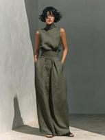 Spring 2026 Women's Cotton Linen Blend Sleeveless Top and Wide-Leg Pants - Solid Color, Simple Style M armijos žalia spalva