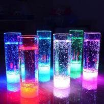 24TE LED Automatiškai Mirksinčios Taurės Daugiaspalvės Šviečiančios Puodeliai Vyno Alaus Puodeliai Viskiui Puodeliai China Mainland