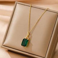 Women's High-End French Retro Copper Necklace with Square Emerald Pendant 9K