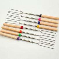 8 vnt zefyrų kepimo lazdelės su medine rankena ištraukiamomis kepsninės šakutėmis kempingo piknikui kieme vakarėliui 8pcs per set