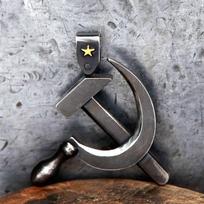 Raudonas kovos pažeistas pjautuvas ir kūjis pakabukas, Retro etninio stiliaus karoliai vyrams ir moterims, Ženklelis emblema 50CM(Necklace Size) sidabras