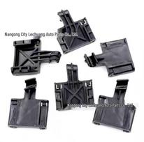 Toyota Yaris variklio dangčio atraminio strypo spaustukas 53452-52010 LeChuang