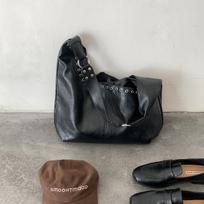 New Rivet Tote Bag Large Capacity Soft PU Leather Commuter Bag High End, Niche Fashion Shoulder Bag juoda