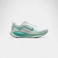 Nike Vomero 18 Baltas išbalintas turkio (Moterų) 36.5 balta