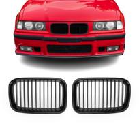 M3 išvaizdos Priekinės Grotelės skirtos BMW E36 pre-facelift (90-96), juodos blizgios