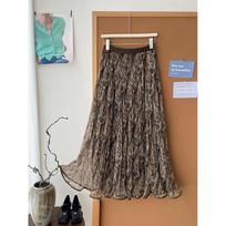Qooth Vintažinis raštuotas klostuotas tiulio sijonas Laisvas plazdantis ilgas sijonas su laisva siluetu QT2858 One Size kava
