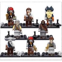 Karibų piratai minifigūrų rinkinys - 8 dalių konstruktorių blokelių kolekcija KSZ 515