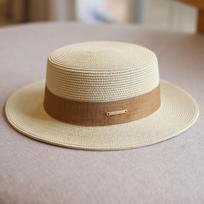Elegantiškas moteriškas korėjietiškas vasaros šiaudinis fedora skrybėlis - plokščiu viršumi, universalus, skrybėlė nuo saulės kasdieniam dėvėjimui arba atostogoms 54-58CM Adjustable brown