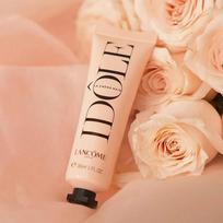 Lancôme Idôle La Crème Main - Kvepiantis drėkinamasis rankų kremas (30 ml)