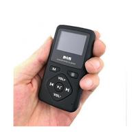 Nešiojamas DAB+ radijas, MP3 grotuvas su Bluetooth, skirtas sportui, su FM ir laisvų rankų įranga