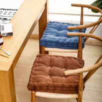 Minkštų baldų komplektai, Memory Foam sėdynės pagalvėlė – neslystantis patvarus audinys visoms kėdėms, Kukurūzų branduolių sėdynės pagalvėlė – šilta Yang kava-45*45