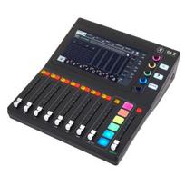 Mackie DLZ  Creator complete content creation studio