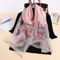 Luxurious Silk and Wool Blend Scarf with Embroidered Floral Design - Perfect for Evening Events 180*70cm rožinė
