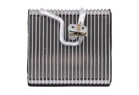 THERMOTEC Oro kondicionieriaus garintuvas KTT150021