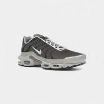 Nike Air Max Plus Gyvatės metai 40.5 balta