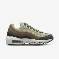 Nike Wmns Air Max 95 - Dydis 38.5 (DV3450-300 Nike Air Max batai)