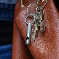 Kikkerland - Mini Keyring Whistle - 1 x 2.75 x 0.25 inches
