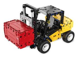 Jamara CADA brick stacker               Yellow bricks        8+