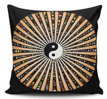 Dekoratyvinė pagalvėlė Mioli Decor Mandala, juoda sp./įvairių spalvų, 43 cm x 43 cm