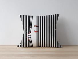 Dekoratyvinės pagalvėlės užvalkalas Mioli Decor 1058, balta sp./juoda sp., 43 cm x 43 cm