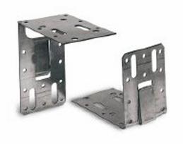 Kampų komplektas UA100 ar CW100 profiliams Knauf, 145 x 100 mm. (4 kampai, 10 mūrvinių)