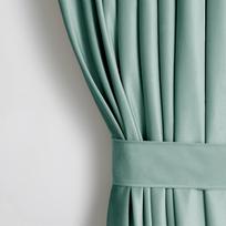 Naktinė užuolaida Restilo Velvet, mėtinė (mint) sp., 140 cm x 245 cm