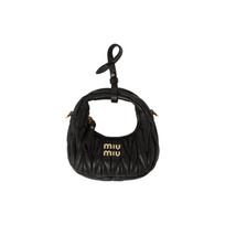 Miu Miu Wander serijos Matelassé Metalinis raidės logotipas Užsegimas užtrauktuku Nuimamas reguliuojamas peties dirželis Avikailio Hobo tipo rankinė Mini 5NR019-2FPP-F0002 Basic Set (Bag+Dust Bag)