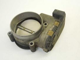 VAG Droselinės Sklendės Adapteris Audi A4 A6 A8 Q7 Touareg Originalus 077133062A