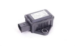 VAG Greitis Sensorius Audi A4 A6 A8 Volkswagen Passat Originalus 8E0907637A