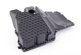 VAG Audi A4 B9 Apatinis alyvos bakas 06L103598R ORIGINALUS NAUJAS