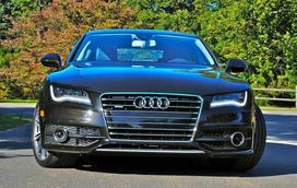 VAG Naujas originalus AUDI A7 (11-14) priekinis bamperis apatinė centrinė juostelė 4G88077173Q7 OEM