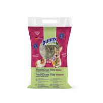 Bunny Fresh Grass Hay su žiedlapiais šienas graužikams, 500 g
