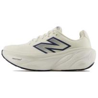 „New Balance Fresh Foam X More V5“ patogūs sportiniai, pagalvėlės formos, žemo ūgio, laisvalaikio, miesto ir darbo bėgimo bateliai moterims, šviesiai balti, WMORCF5 37