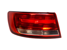 Audi A4 8W2 B9 2018 Galinis Žibintas VAG Originalus 8W5945069A