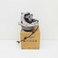 VAG AUDI A8 dešinysis variklio tvirtinimas originalus 4H0199382CC