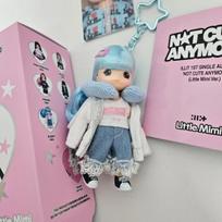 ILLIT Little Mimi Mergaitė Mieganti Pilna Dėžutė Albumas Knockout Anime Daugiau