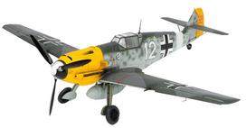Tamiya Meistriškumo Lėktuvų Serija 63 Vokietijos Karinės Oro Pajėgos Messerschmitt Bf109 TROP Plastikinis Modelis Rinkinys 61063 1/48 Ne. E-4/7