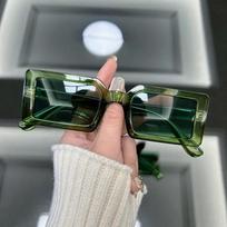 Gražūs apvalūs akiniai nuo saulės moterims vyrams kasdieniai moteriški vyriški mados vintažinio prekės ženklo dizainas Oculos Other žalia