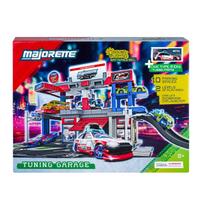DICKIE TOYS „JDM Legends“ tuningo dirbtuvės + 1 automobilis 1:64