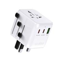Universalus kelioninis adapteris su USB-A ir 2x USB-C P